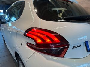Peugeot 208 bild 22