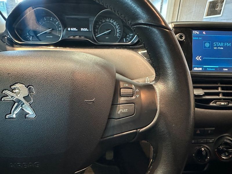 Peugeot 208 bild 20