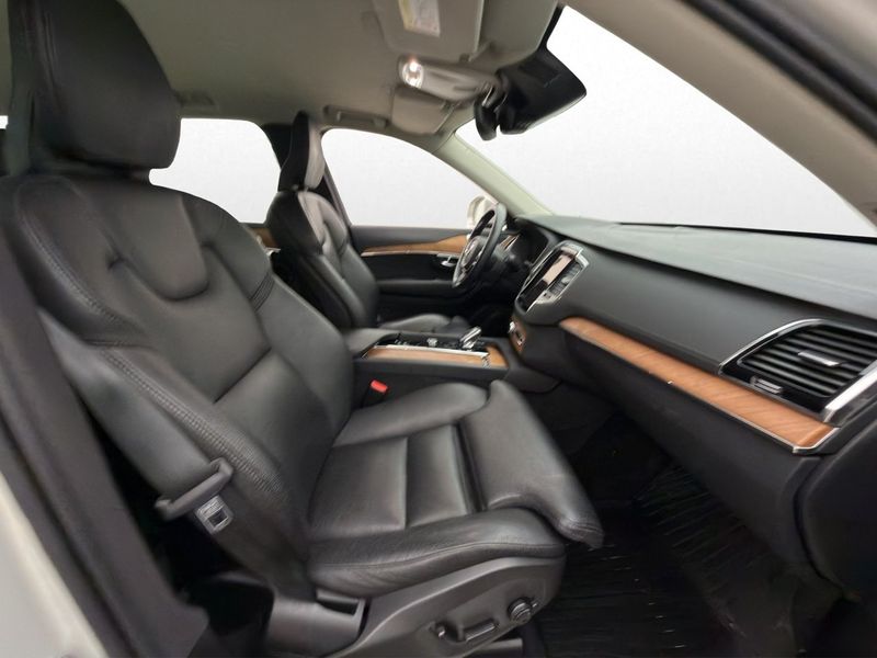 Volvo XC90 bild 27