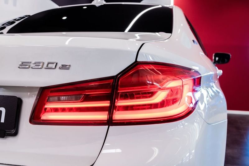BMW 530 bild 10