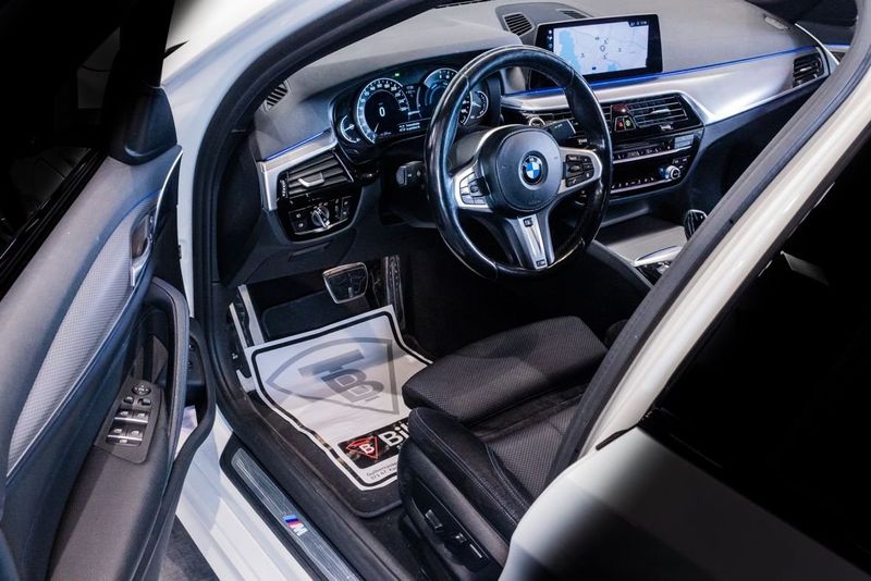 BMW 530 bild 13