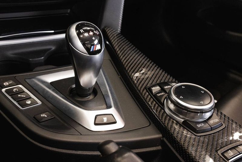 BMW M4 bild 22