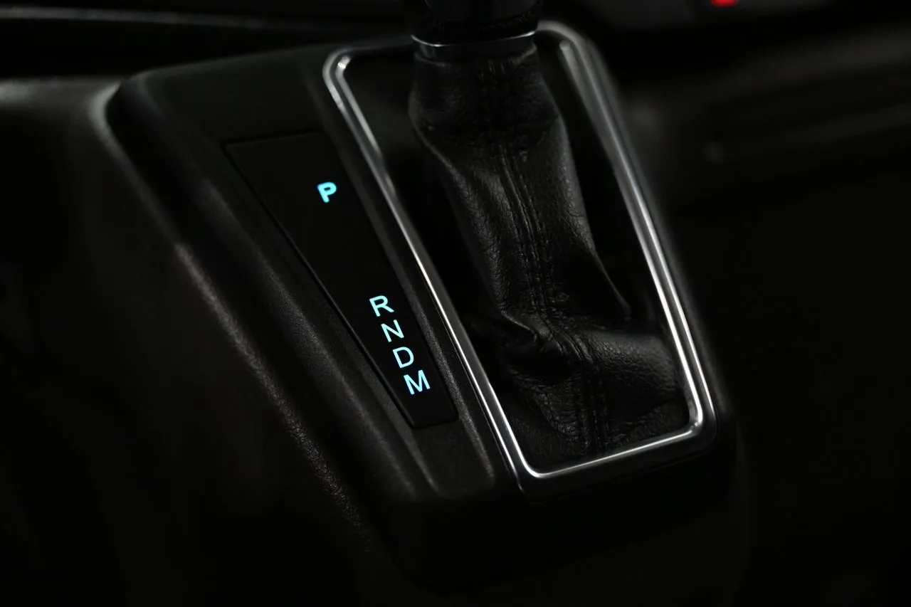 Vehicle image 27