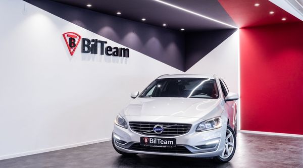 Volvo V60 D2 Powershift Momentum Euro 5 - 2014