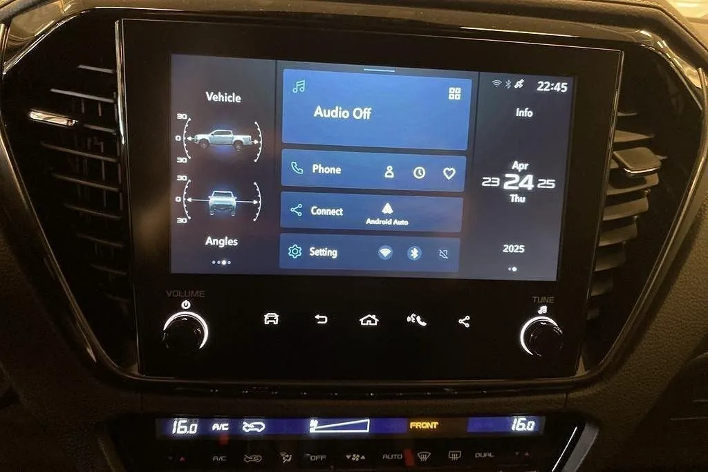 Vehicle image 11