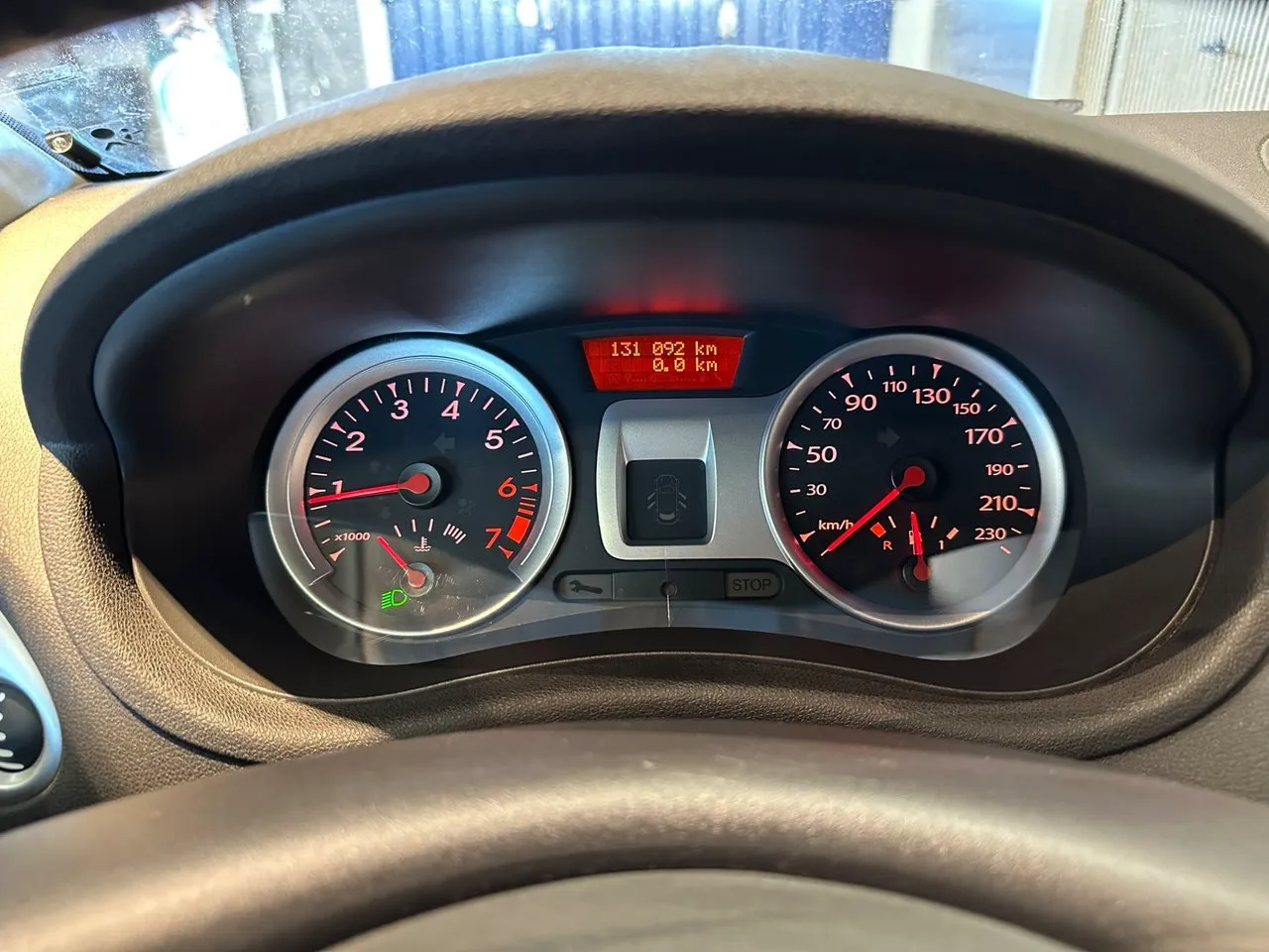 Vehicle image 14