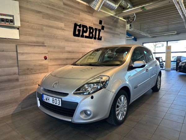 Renault Clio 1.2 13000mil 5-dörrars - 2011