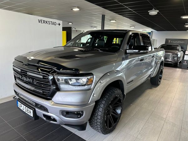 Dodge 1500 ram Laramie Offroad Rambox Beställning - 2025