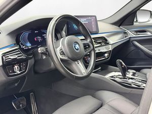 BMW 530 bild 11