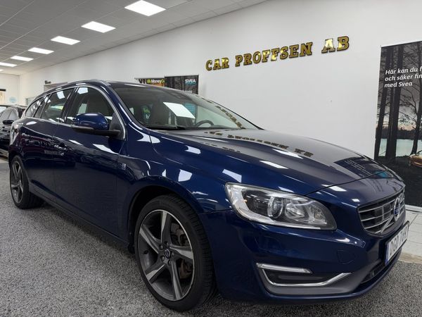 Volvo V60 D4 AWD Geartronic Ocean Race Taklucka, NY BESIKTAD - 2015