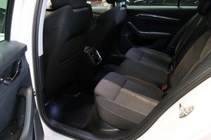 Skoda Octavia bild 8