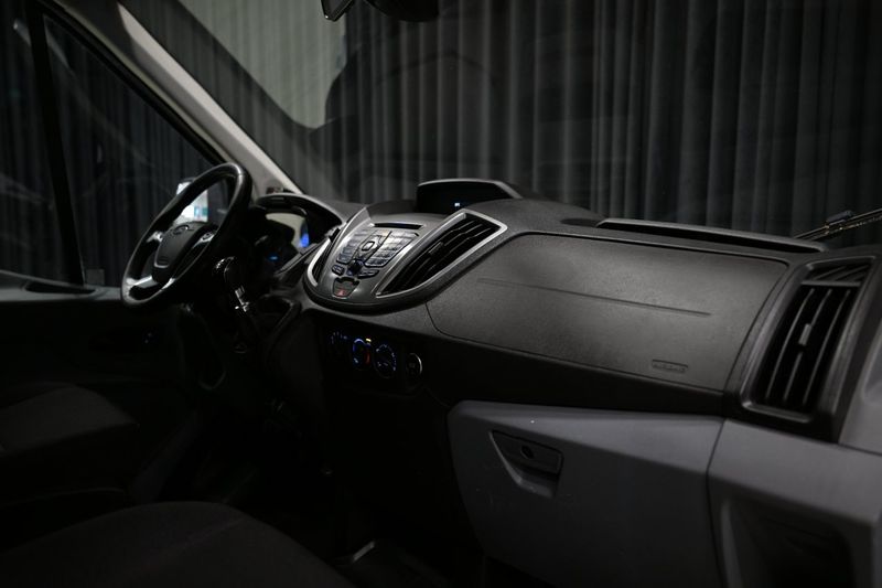 Ford Transit bild 33