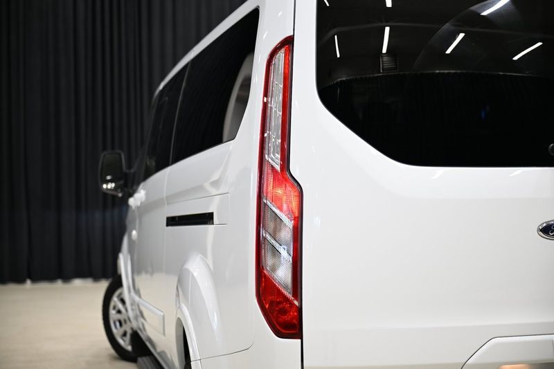 Ford Tourneo Custom bild 8