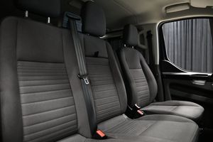 Ford Tourneo Custom bild 15