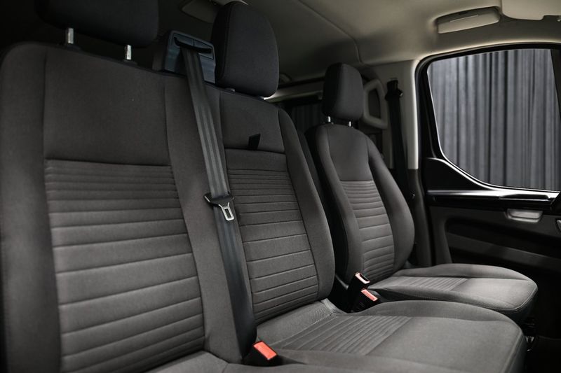 Ford Tourneo Custom bild 15