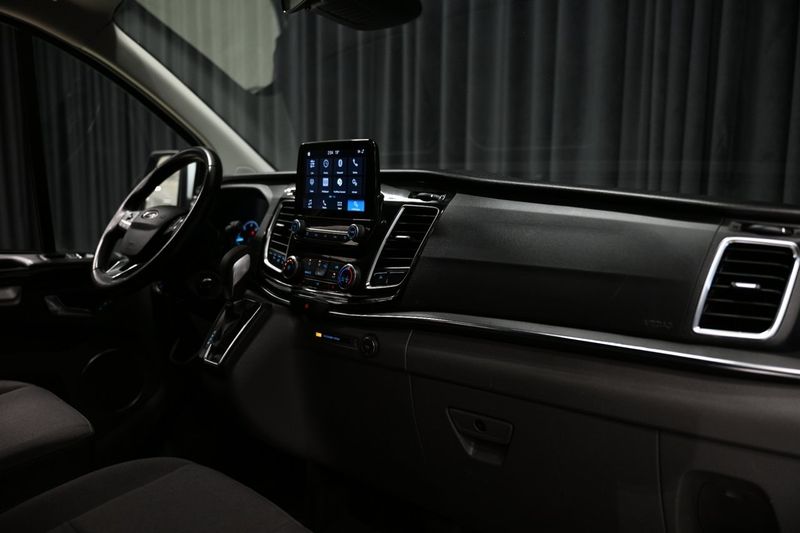 Ford Tourneo Custom bild 28
