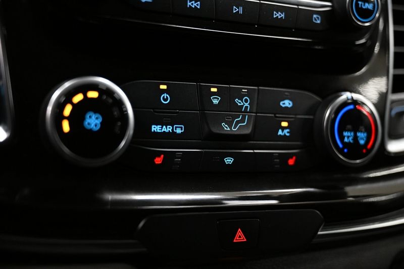Ford Tourneo Custom bild 24
