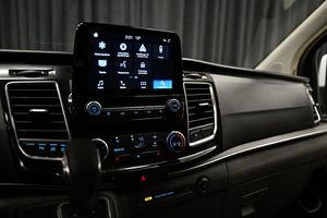 Ford Tourneo Custom bild 22