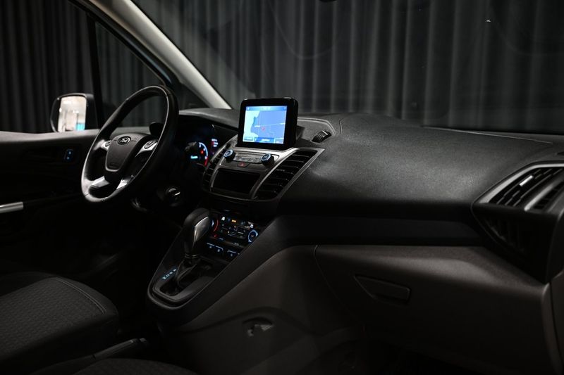 Ford Transit Connect bild 28
