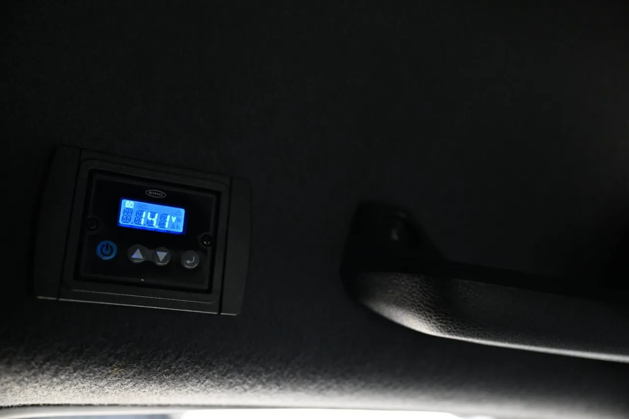 Vehicle image 36