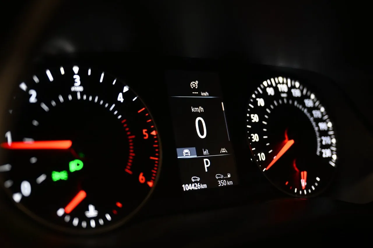 Vehicle image 21
