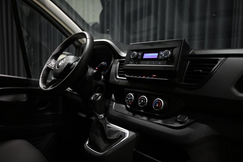 Renault Trafic bild 24