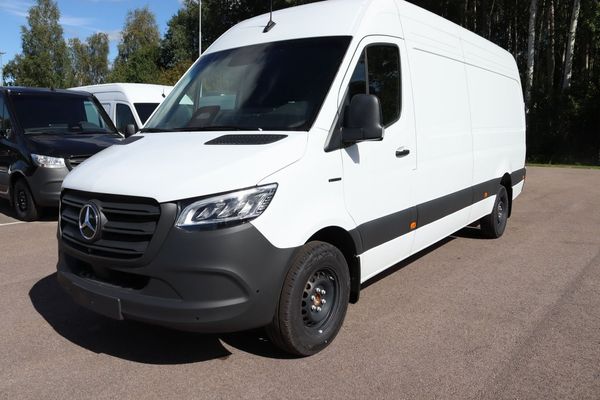 Mercedes e-Sprinter 420 Skåp A3 100% El 113 kWh - 2025