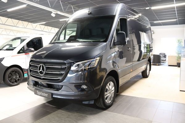 Mercedes Sprinter 319 CDI Skåpbil 9G-Tronic Euro 6 - 2025