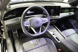 Volkswagen Passat bild 9