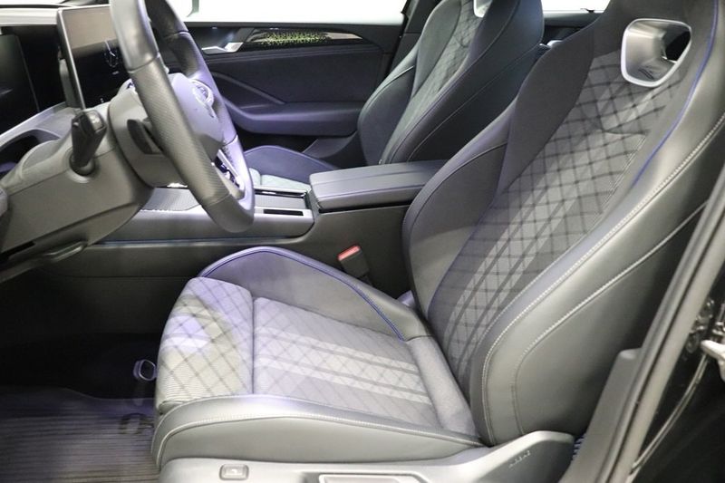 Volkswagen Passat bild 7