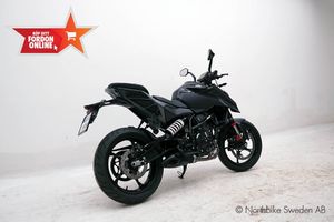 KTM 125 Duke bild 3
