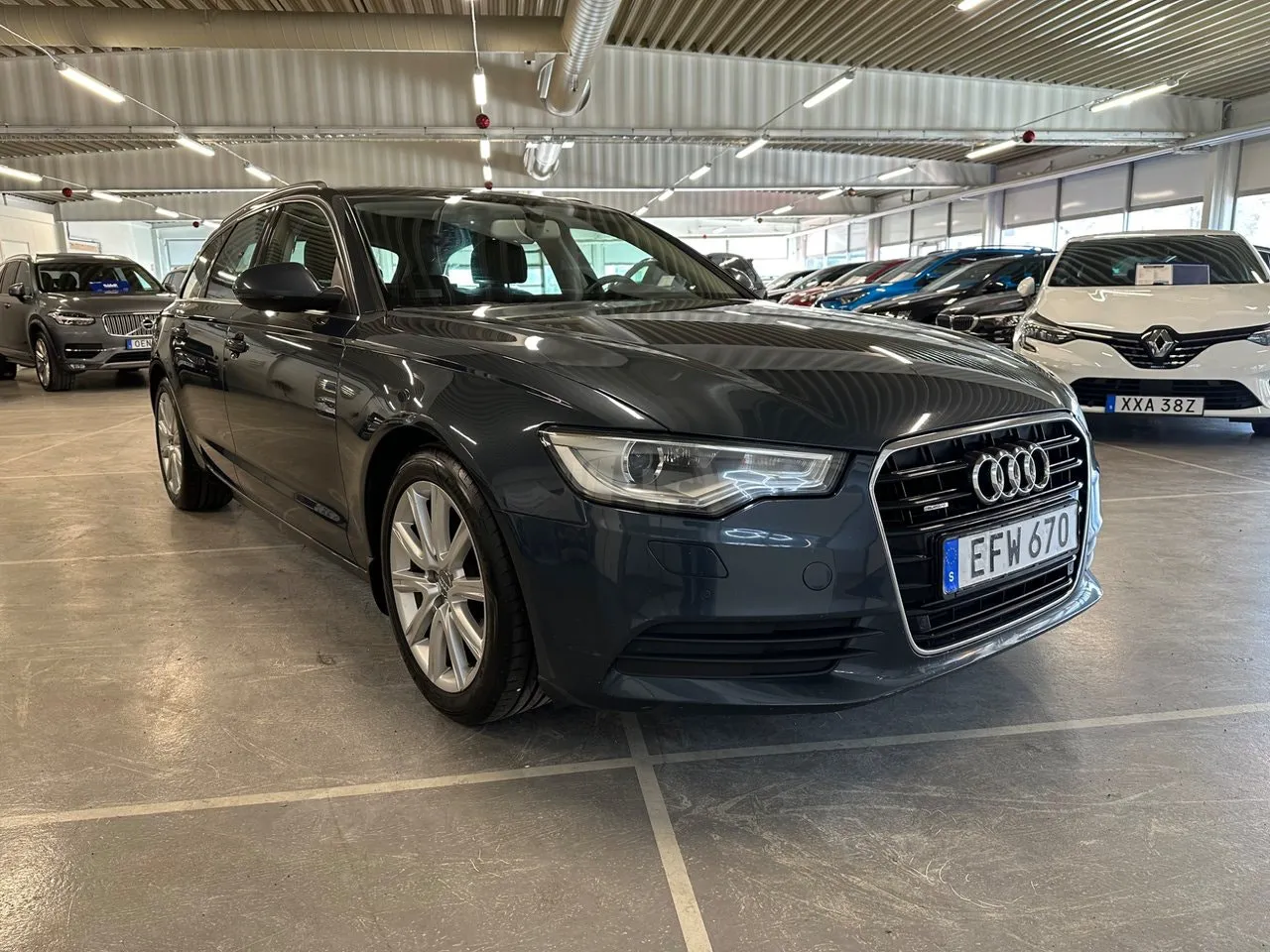 Vehicle image 1