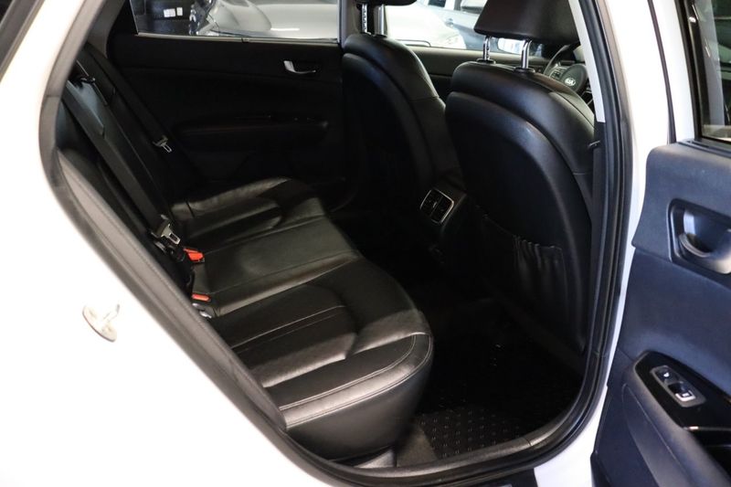 Kia Optima bild 12