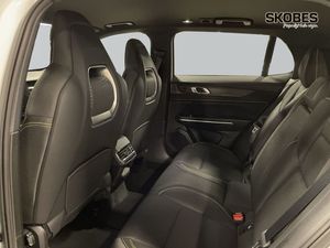 Lynk & Co 01 bild 8