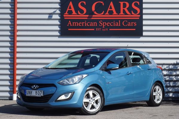 Hyundai i30 5-dörrar 1.6 CRDi Business /Rattvärme /farthållare - 2014