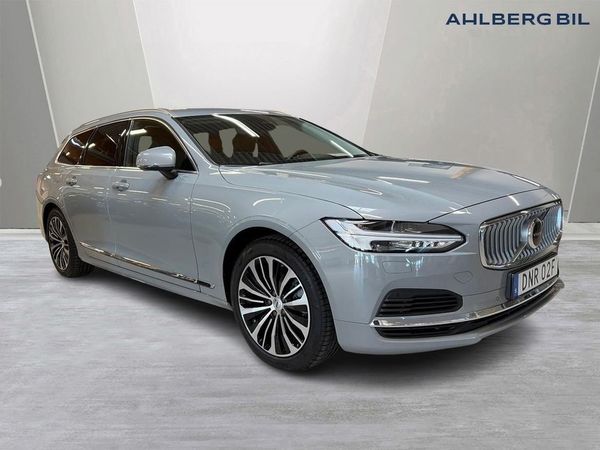Volvo V90 T6 Core Edition II OUTLET, Navigation, Parkerin... - 2025