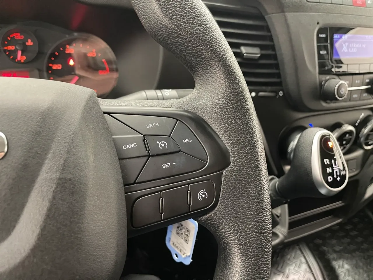 Vehicle image 20