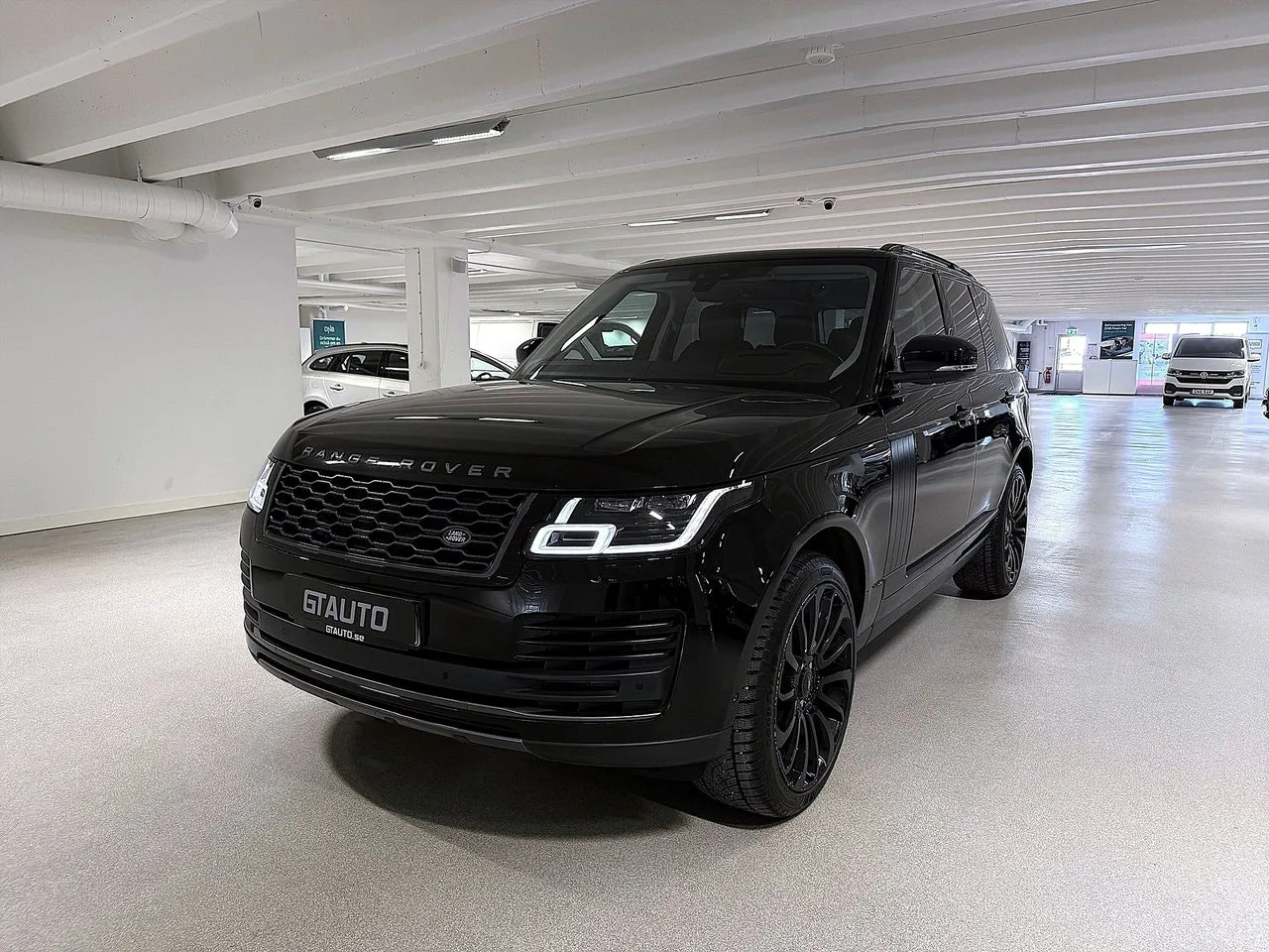 Vehicle image 8