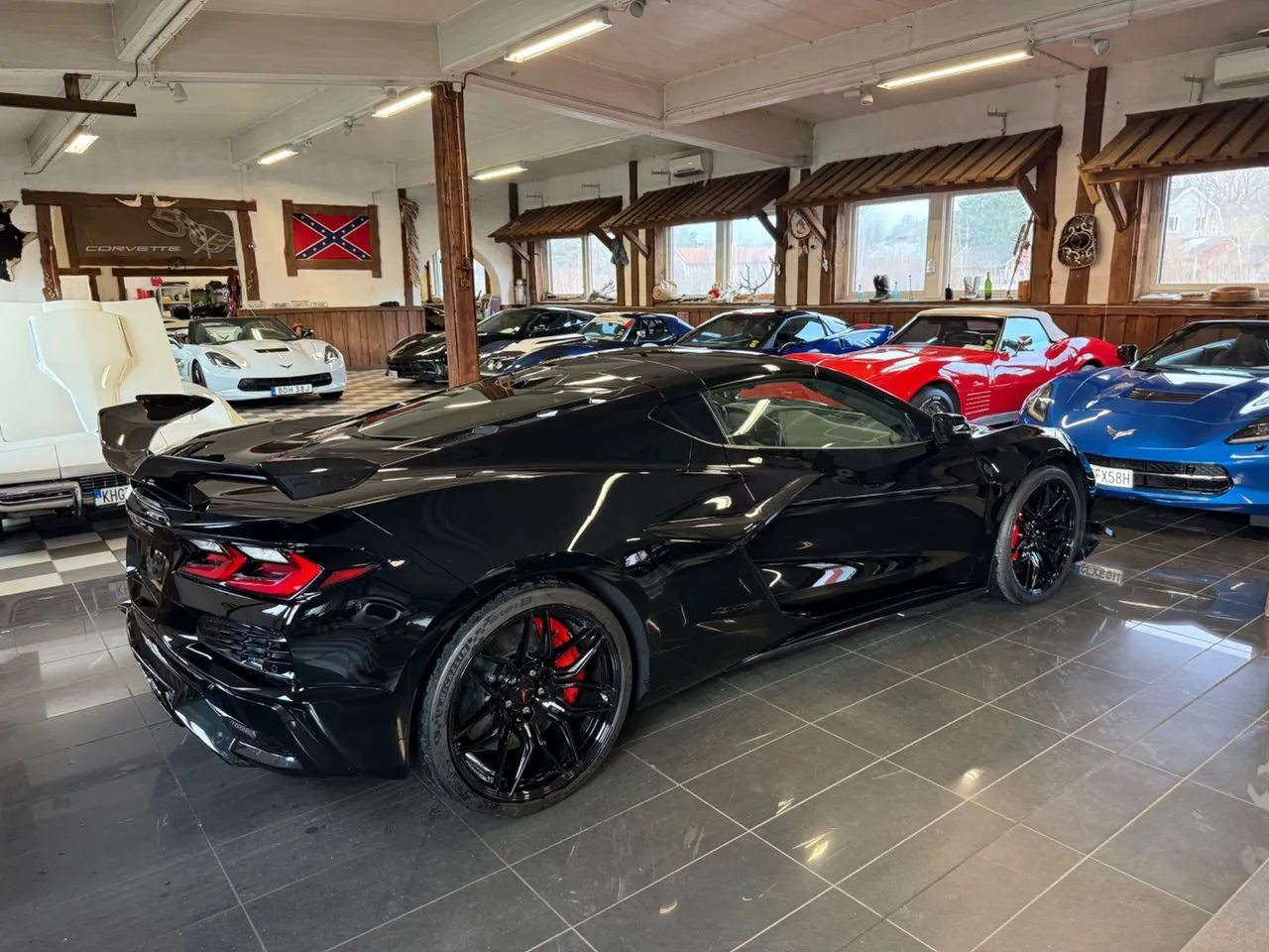 Vehicle image 8