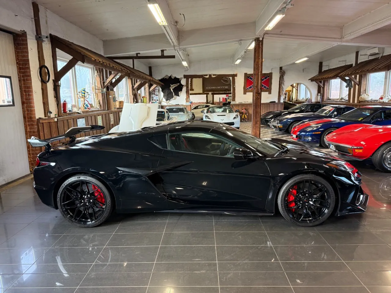 Vehicle image 9