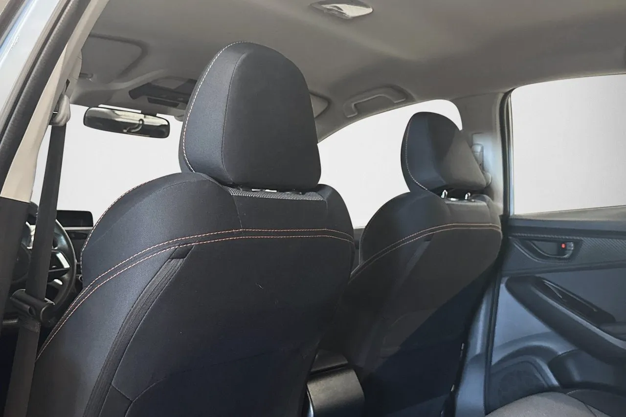 Vehicle image 23