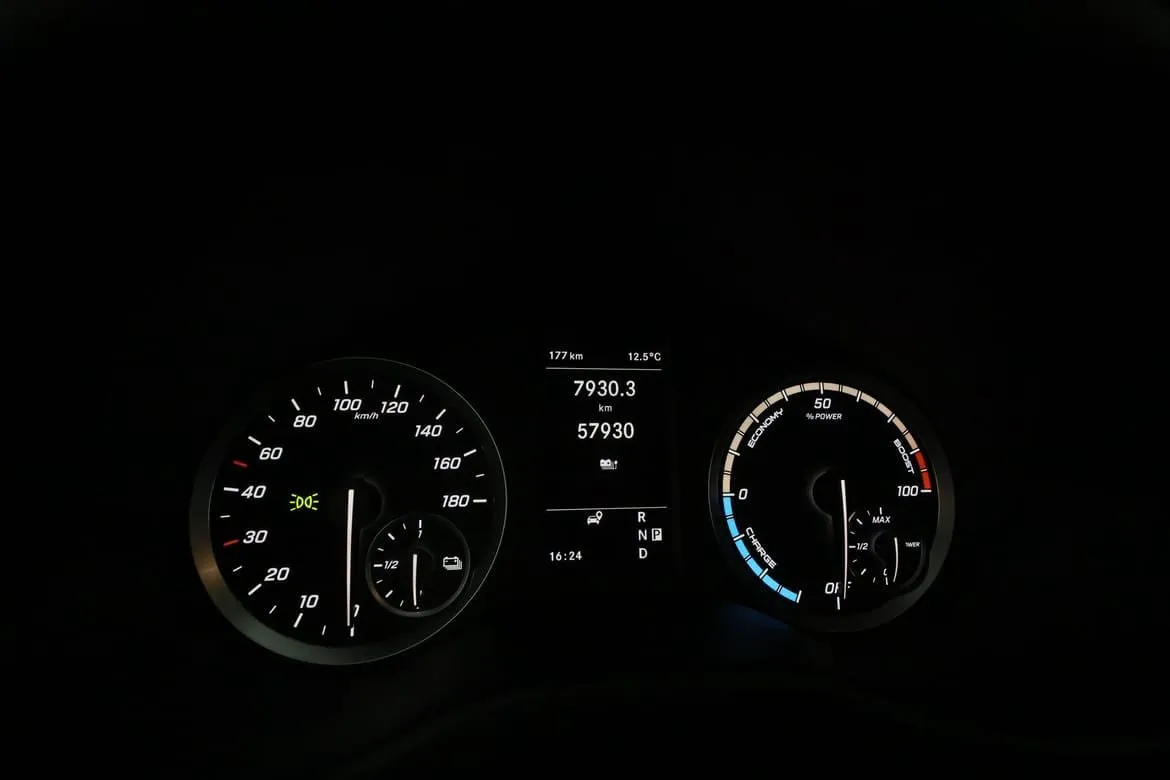 Vehicle image 13