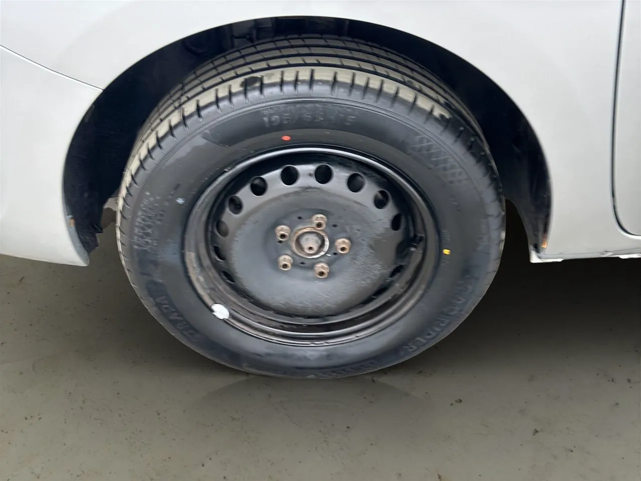 Vehicle image 20