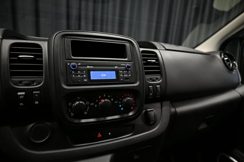 Opel Vivaro bild 18