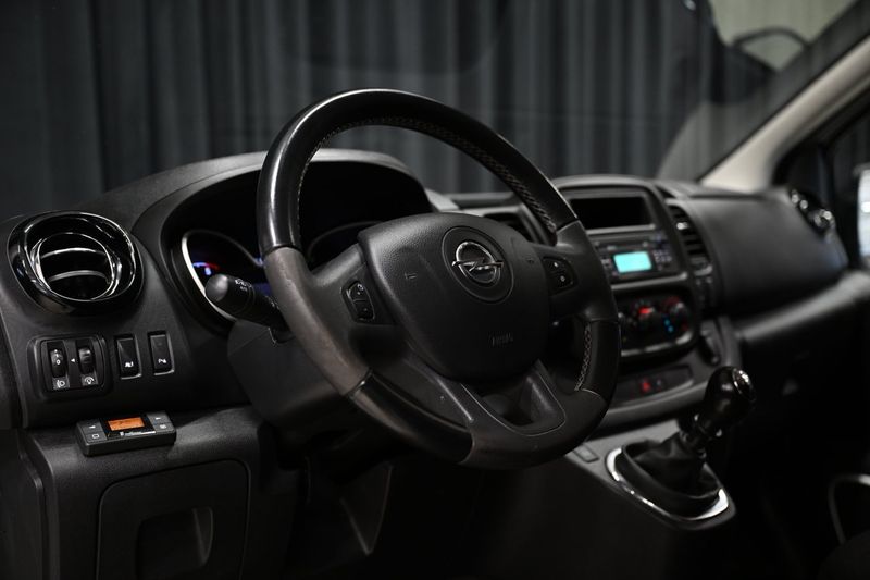 Opel Vivaro bild 13