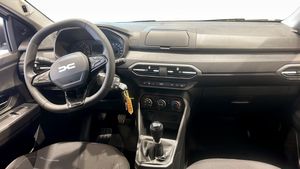 Dacia Sandero bild 4