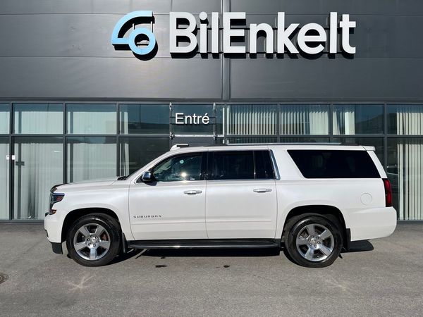 Chevrolet Suburban 5.3 V8 4WD Premiere 7-sits Endast 1 ägare - 2018