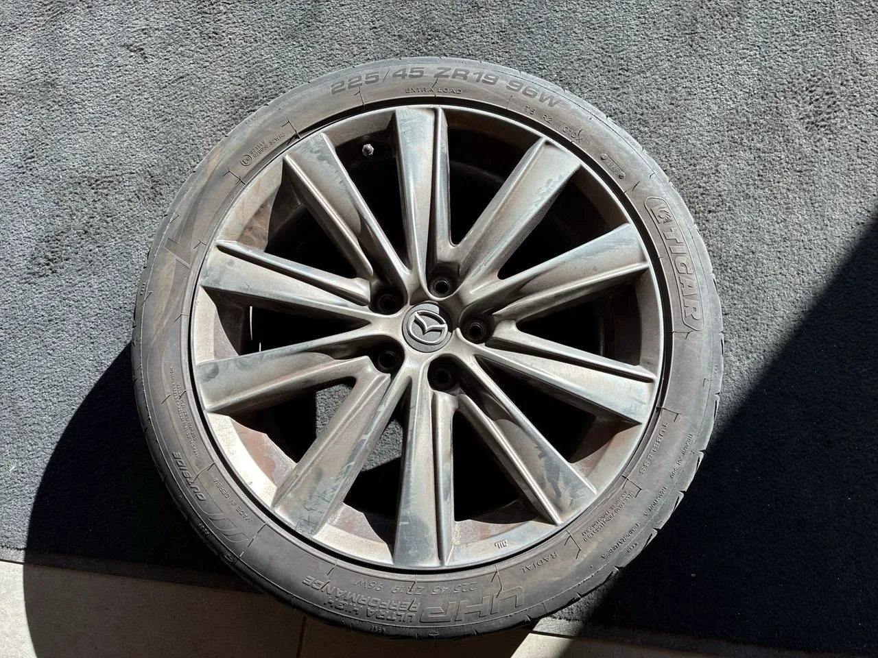 Vehicle image 20