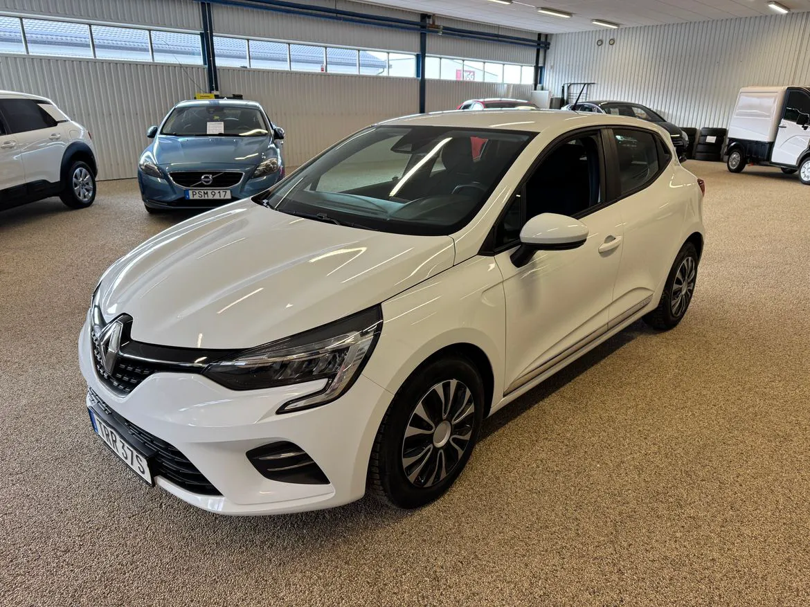 Vehicle image 6