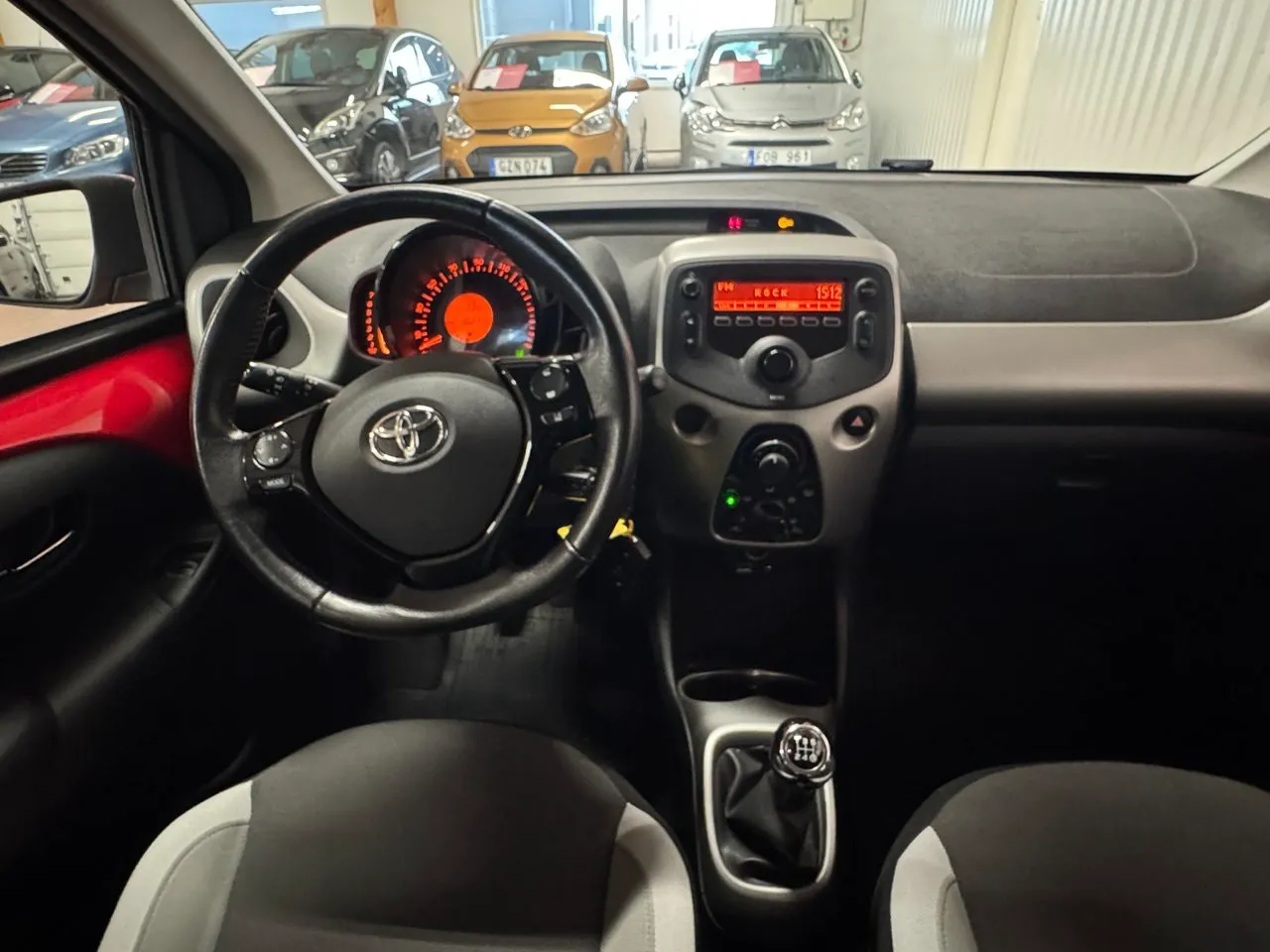Vehicle image 8